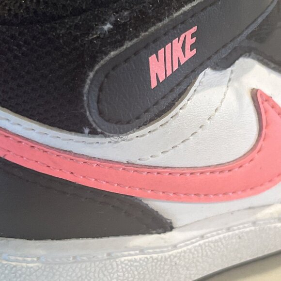 NIKE Kids Court Borough Mid 2 Black/Sunset Pulse-White Pink Size 12 - Picture 8 of 9
